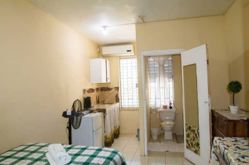 Photo of Bedroom in Mona Heights