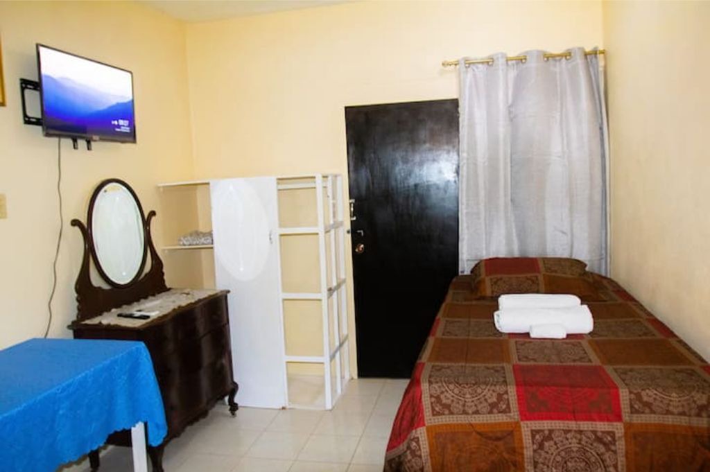 Photo of Bedroom in Mona Heights