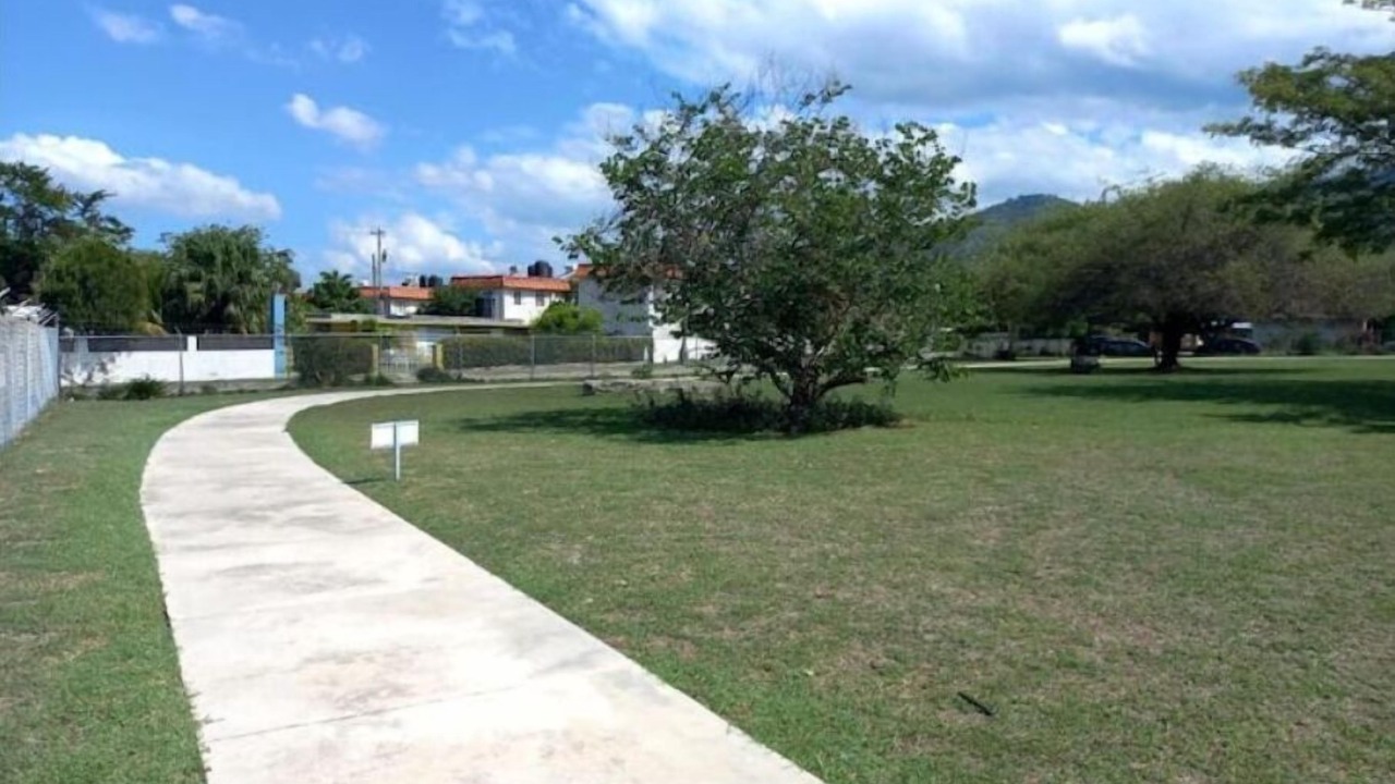 Photo of Outdoor in Mona Heights