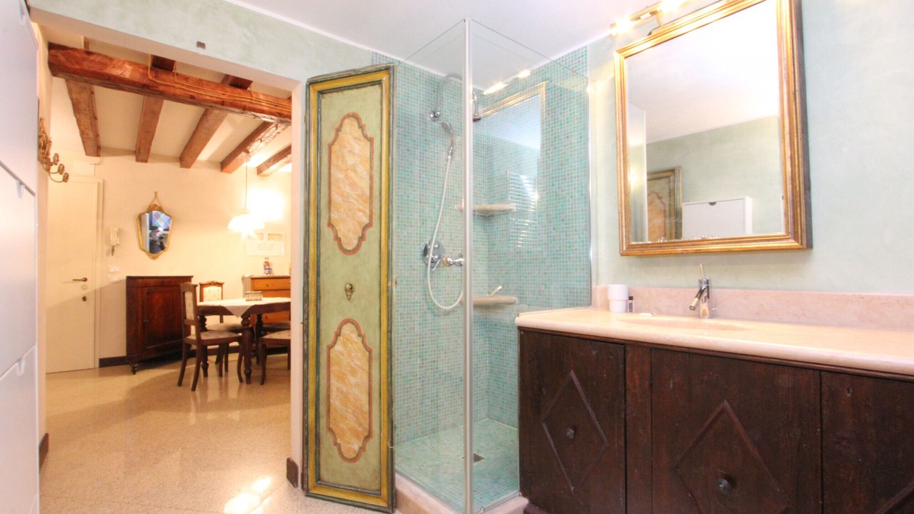 Photo of Bathroom in Castello