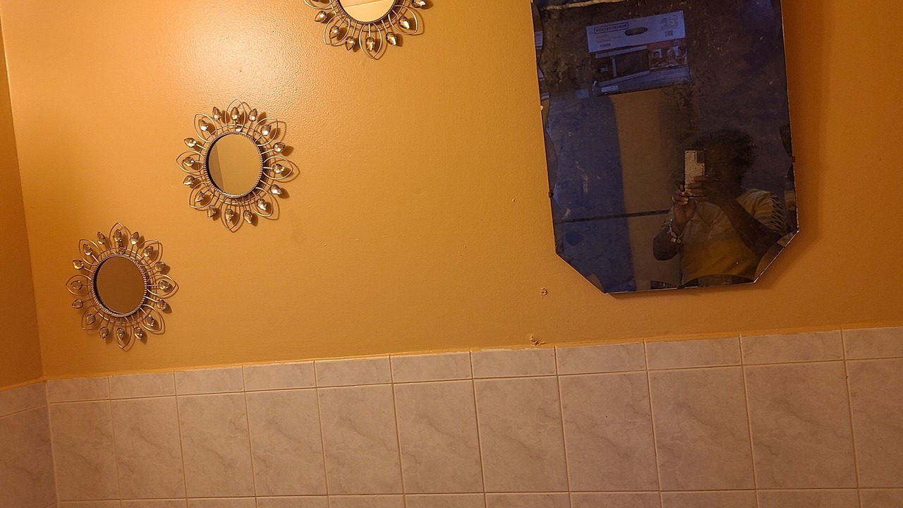 Photo of Bathroom in Canarsie