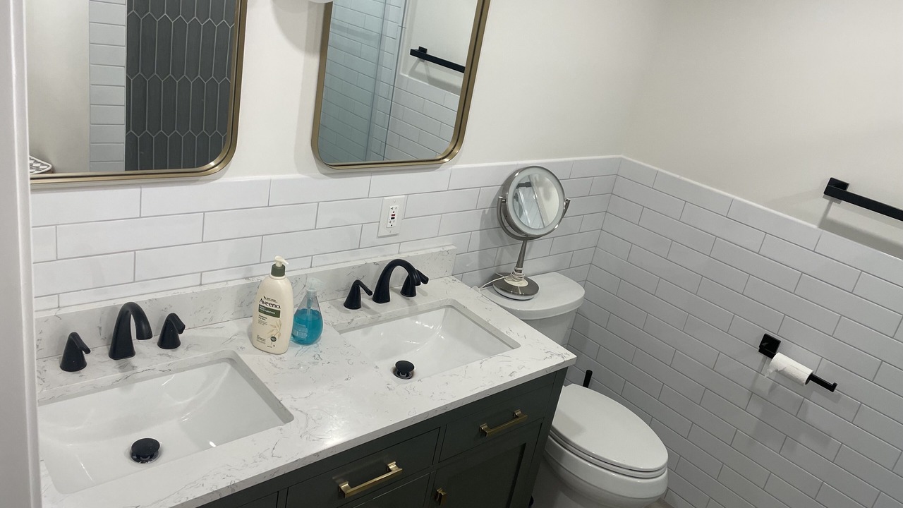 Photo of Bathroom in Homecrest
