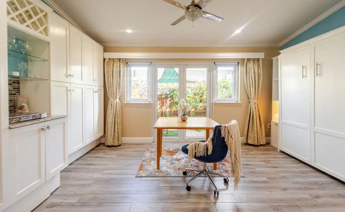 Photo of Bedroom in Nassau