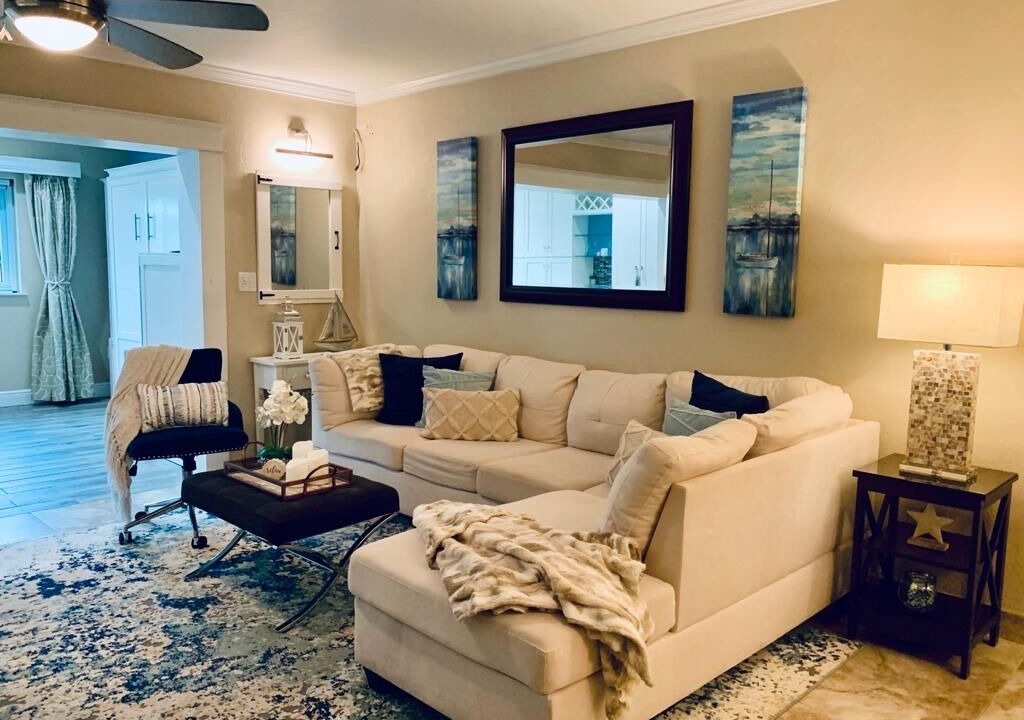 Photo of Livingroom in Nassau