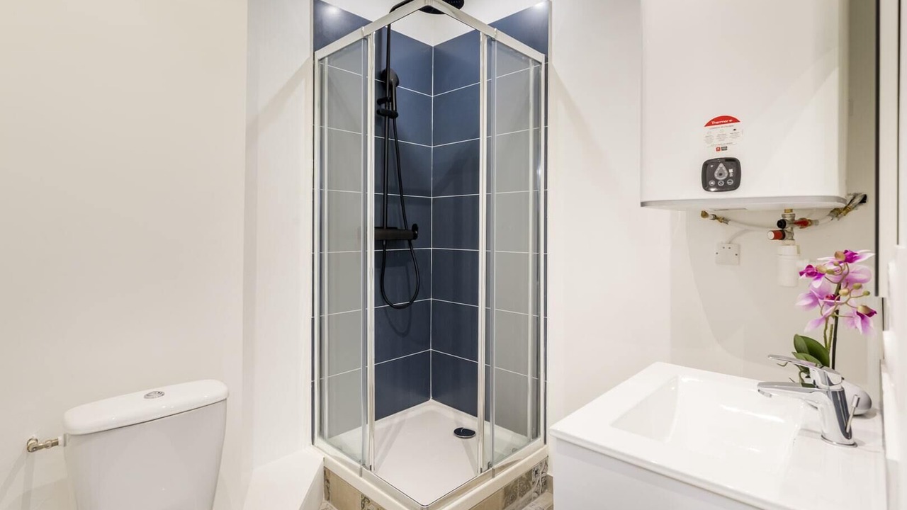 Photo of Bathroom in Bercy