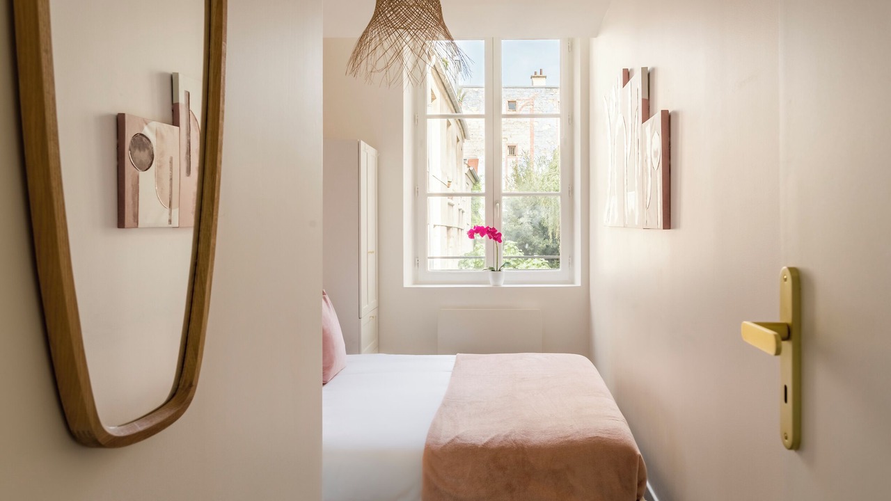 Photo of Bedroom in Bercy