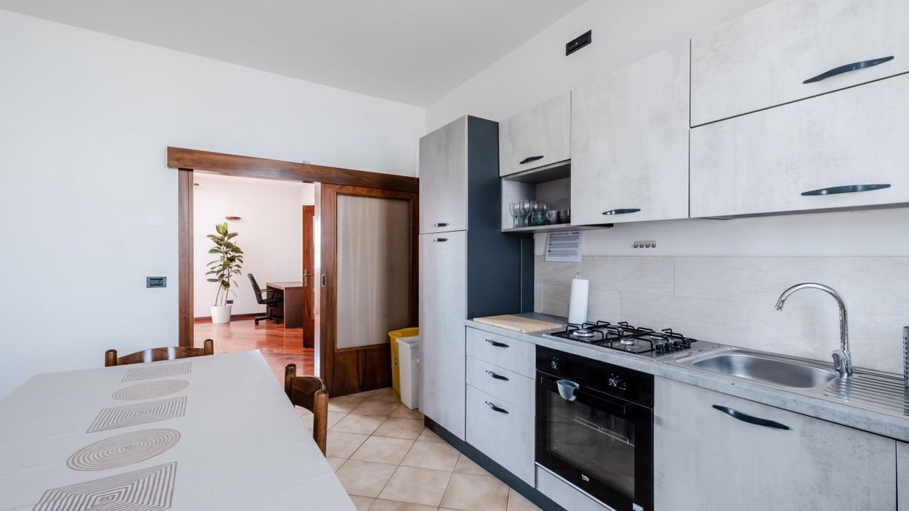 Photo of Kitchen in Peraga