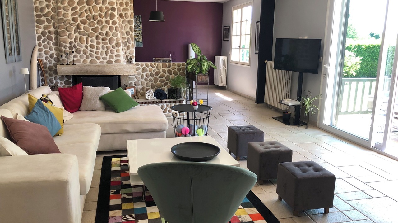 Photo of Livingroom in Quincy-Voisins