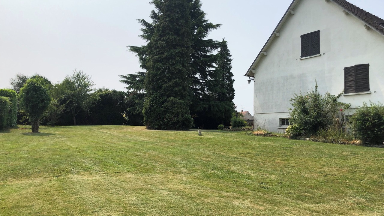Photo of Outdoor in Quincy-Voisins