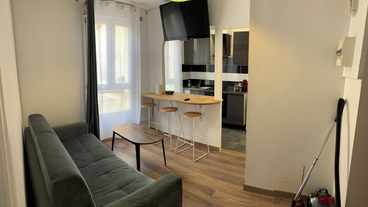 Photo of Livingroom in Romainville