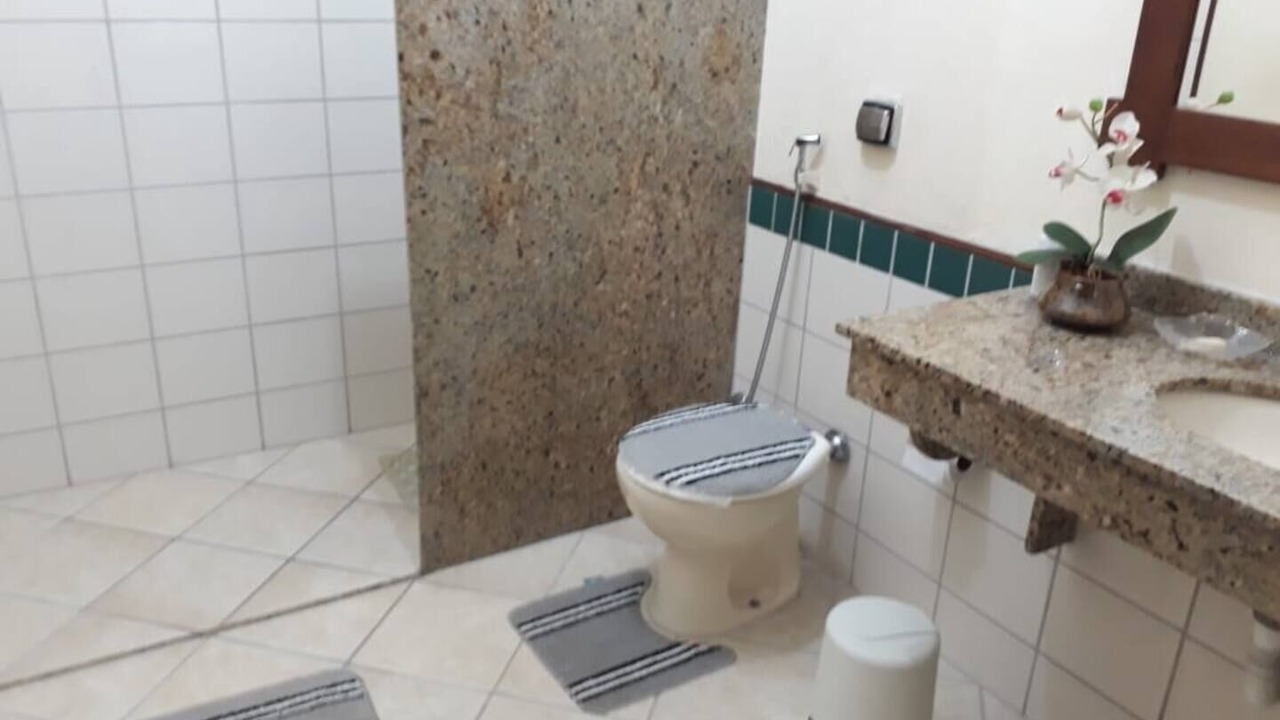 Photo of Bathroom in Penedo
