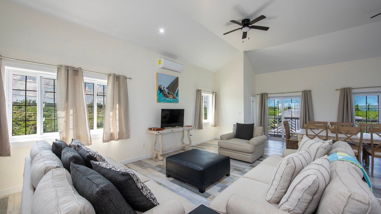Photo of Bedroom in North Palmetto Point