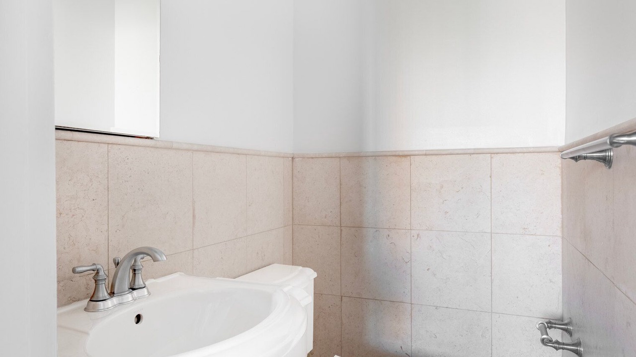 Photo of Bathroom in Manhattan Valley