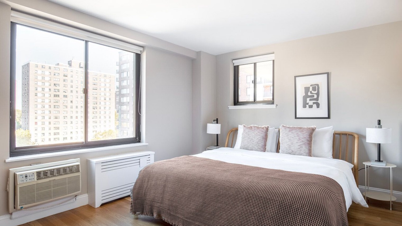 Photo of Bedroom in Manhattan Valley