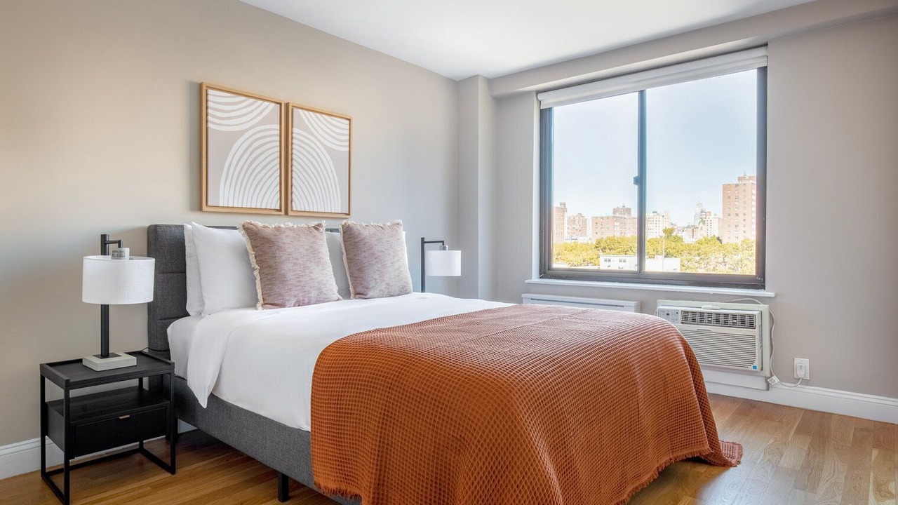 Photo of Bedroom in Manhattan Valley