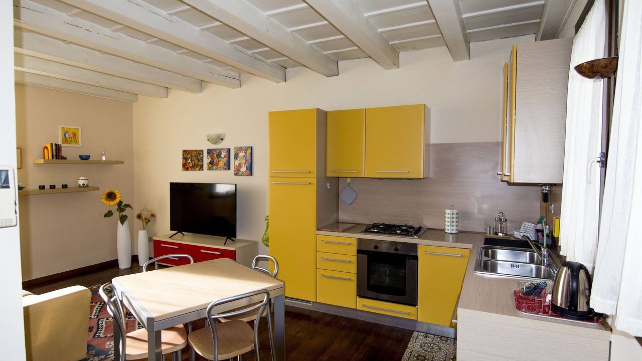 Photo of Kitchen in Historic Centre