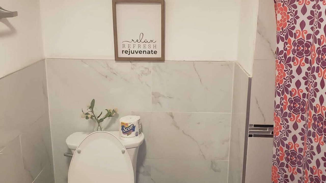 Photo of Bathroom in Canarsie