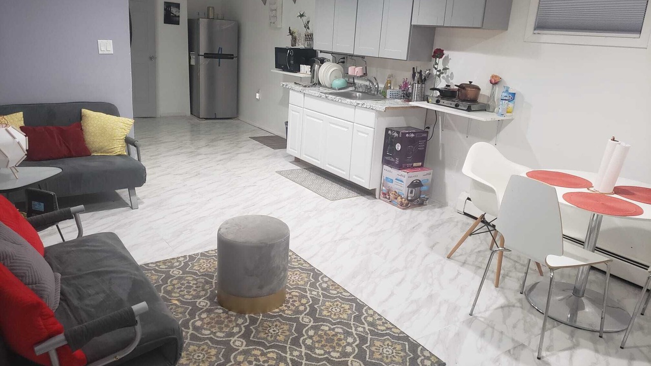 Photo of Livingroom in Canarsie