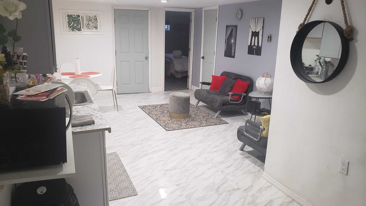 Photo of Livingroom in Canarsie