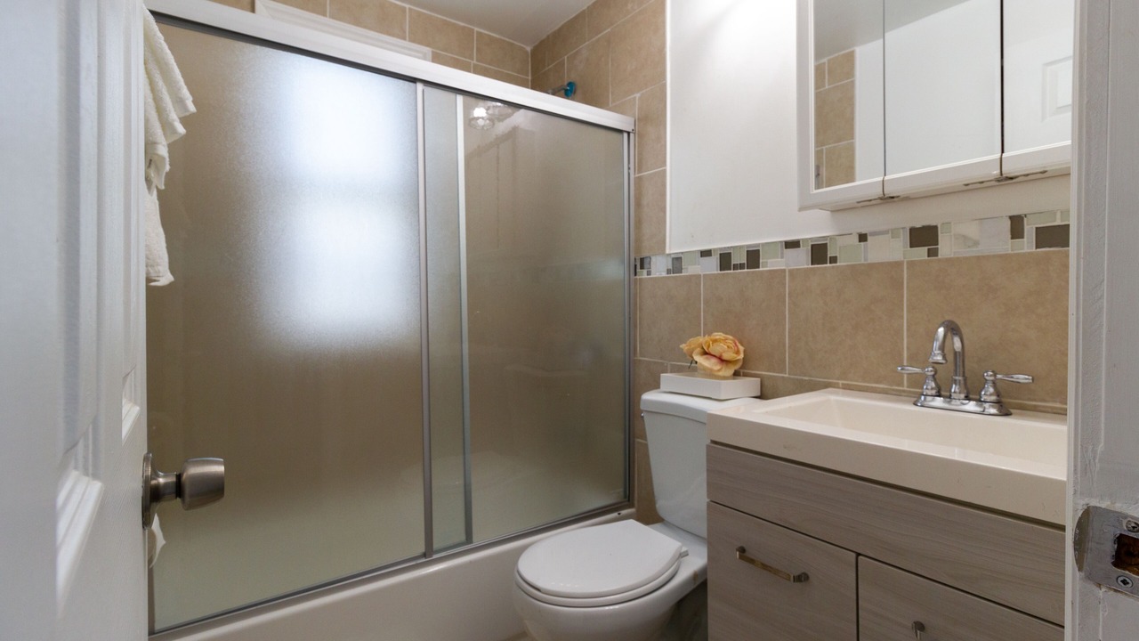 Photo of Bathroom in East New York