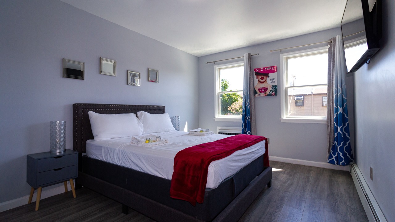 Photo of Bedroom in East New York