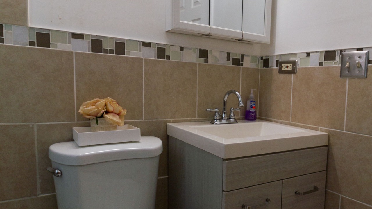 Photo of Bathroom in East New York