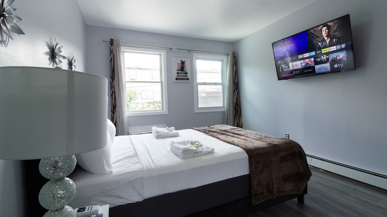 Photo of Bedroom in East New York