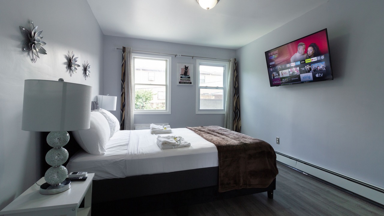 Photo of Bedroom in East New York