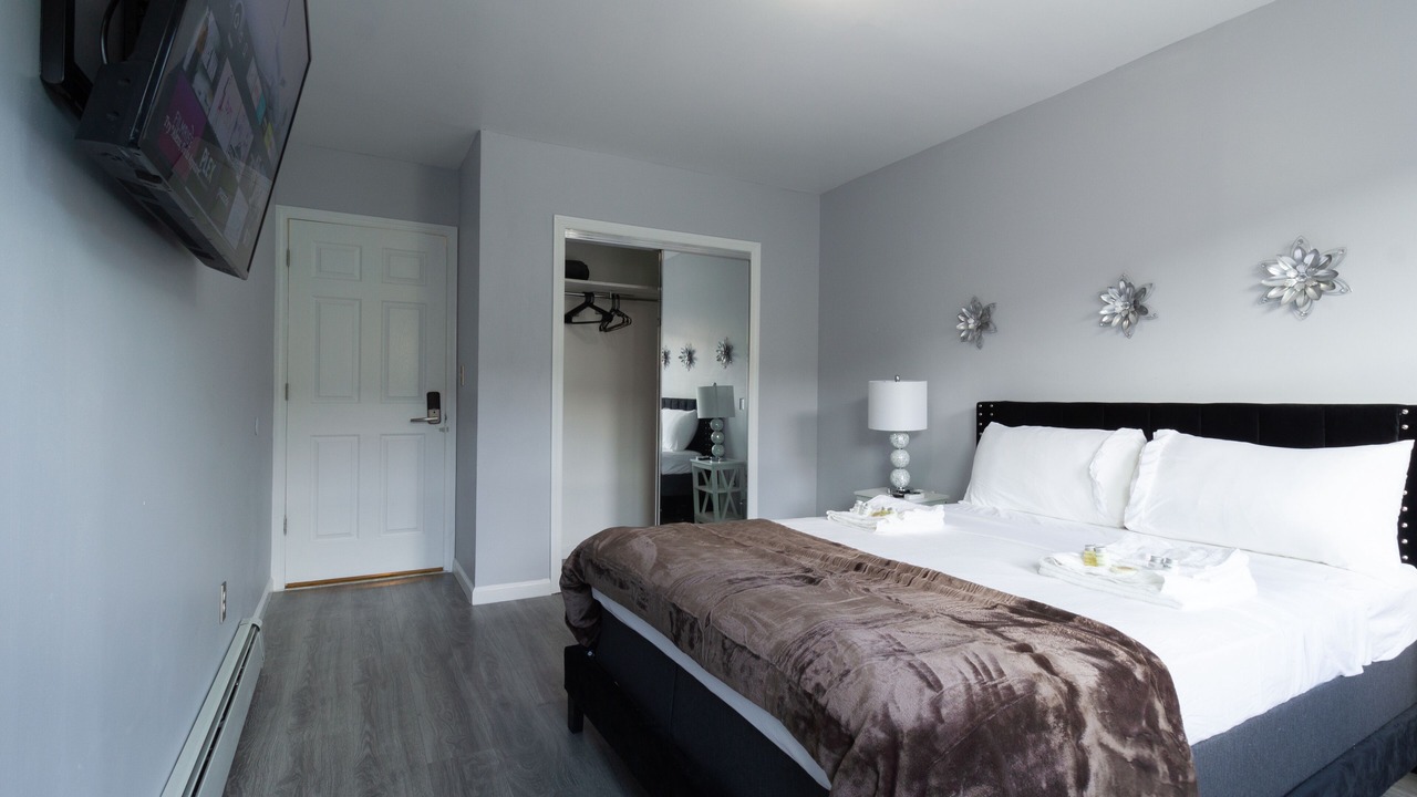 Photo of Bedroom in East New York