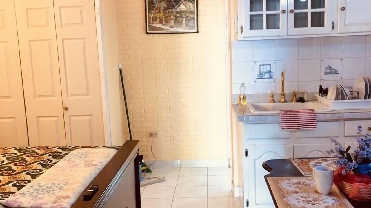 Photo of Bedroom in Hellshire