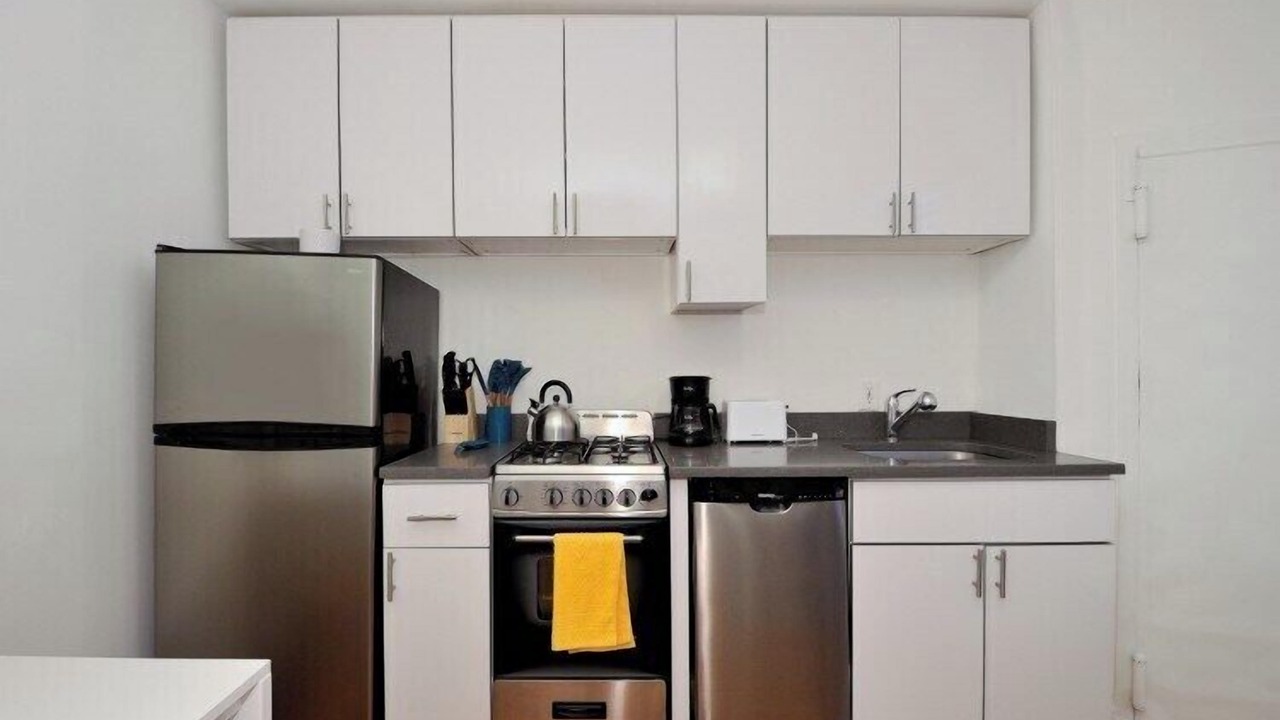 Photo of Kitchen in Sutton Place