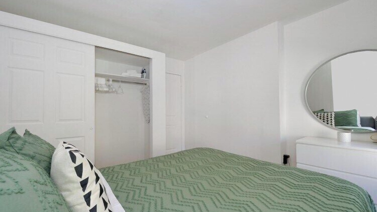 Photo of Bedroom in Sutton Place