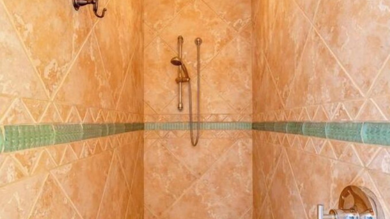 Photo of Bathroom in Hope Town