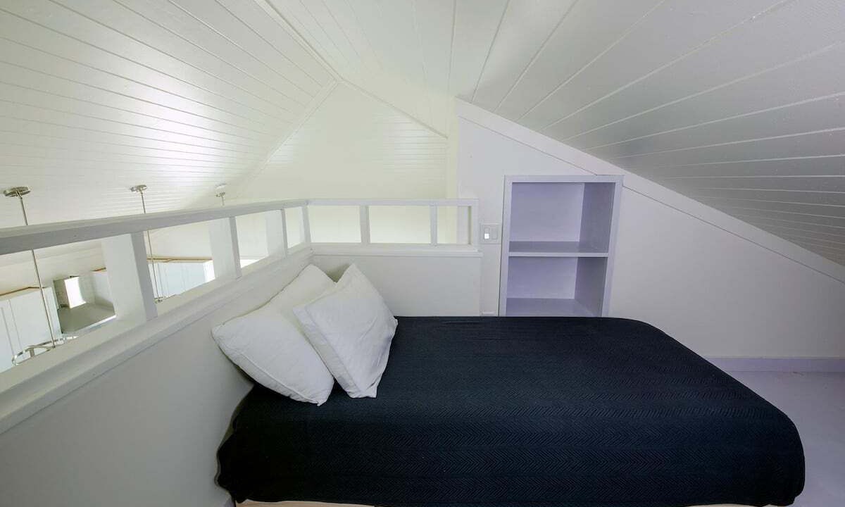 Photo of Bedroom in Governor's Harbour