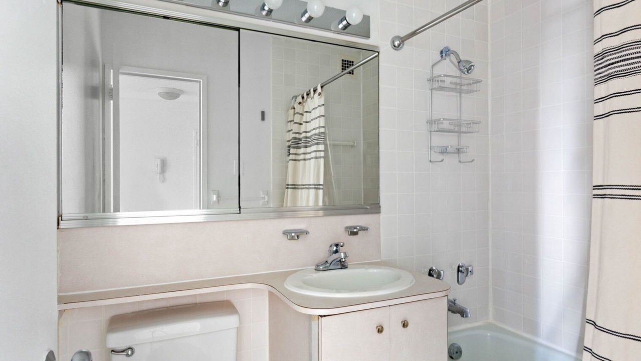 Photo of Bathroom in Peter Cooper Village