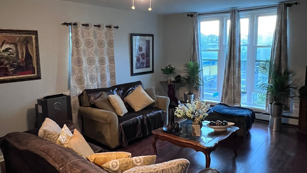 Photo of Livingroom in East New York