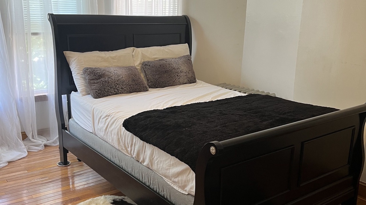 Photo of Bedroom in East New York