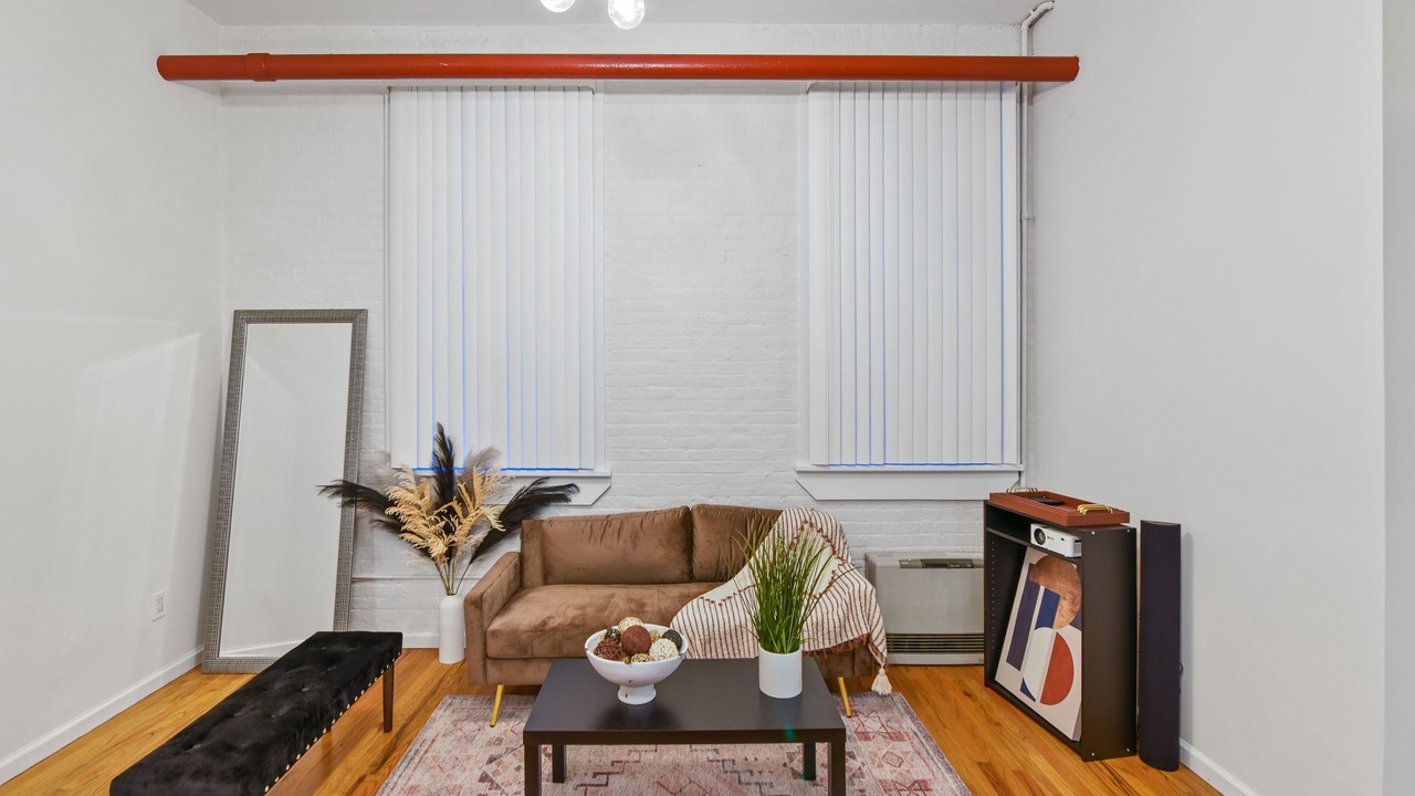 Photo of Livingroom in Port Morris