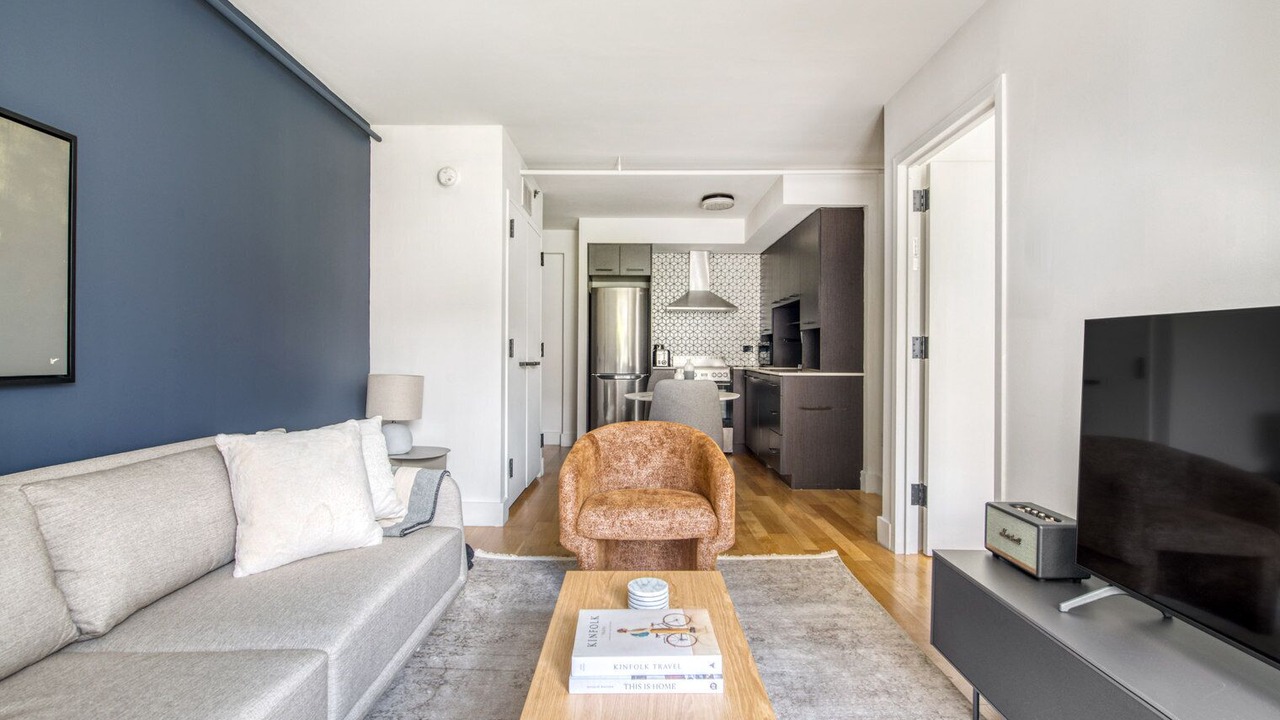 Photo of Livingroom in Ukrainian Village
