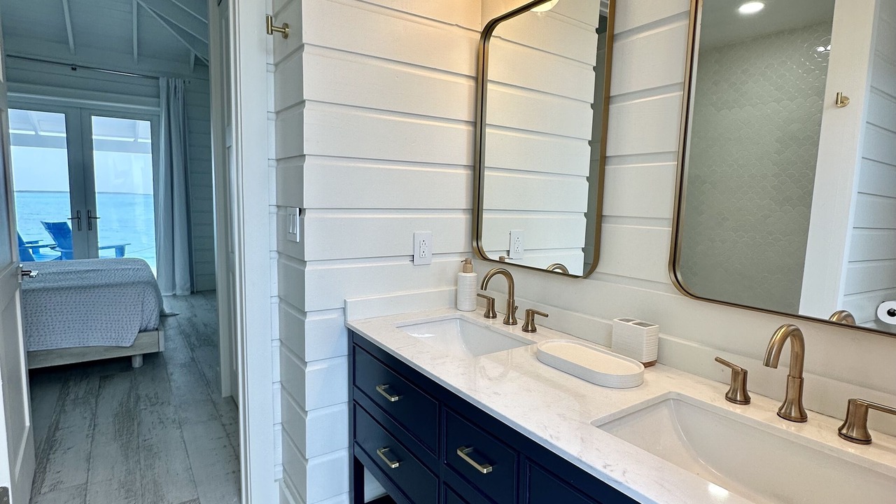 Photo of Bathroom in Tar Bay