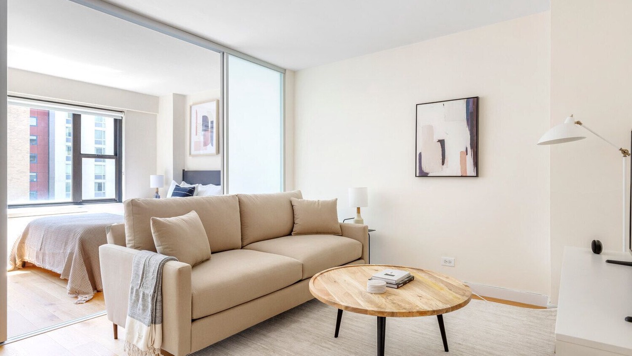 Photo of Livingroom in Midtown East