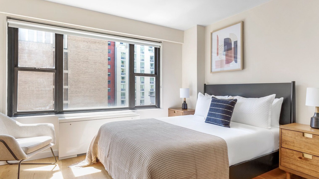Photo of Bedroom in Midtown East
