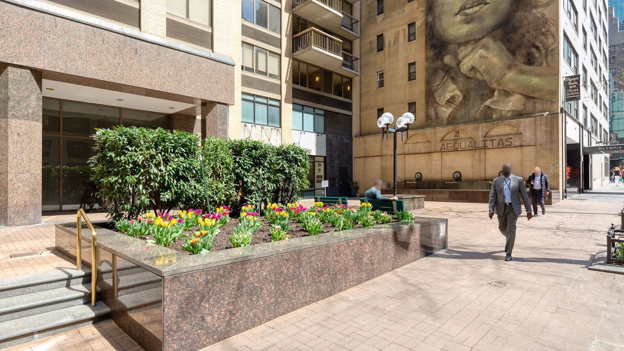 Photo of Outdoor in Midtown East