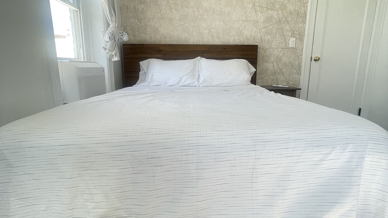 Photo of Bedroom in Mapleton