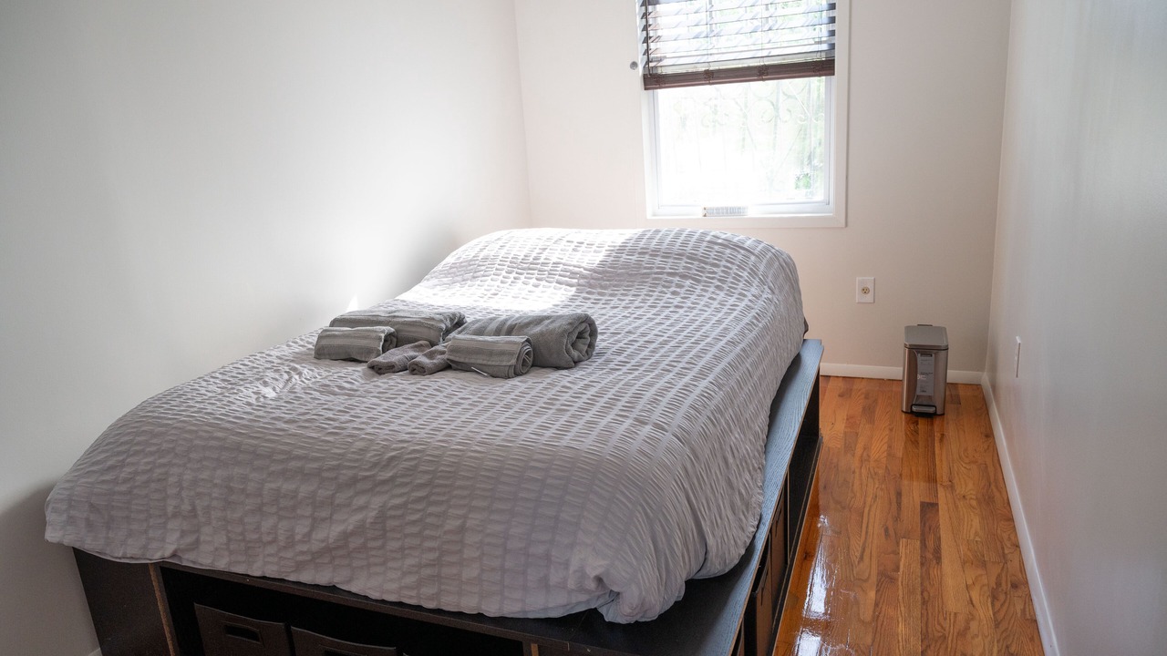Photo of Bedroom in East New York
