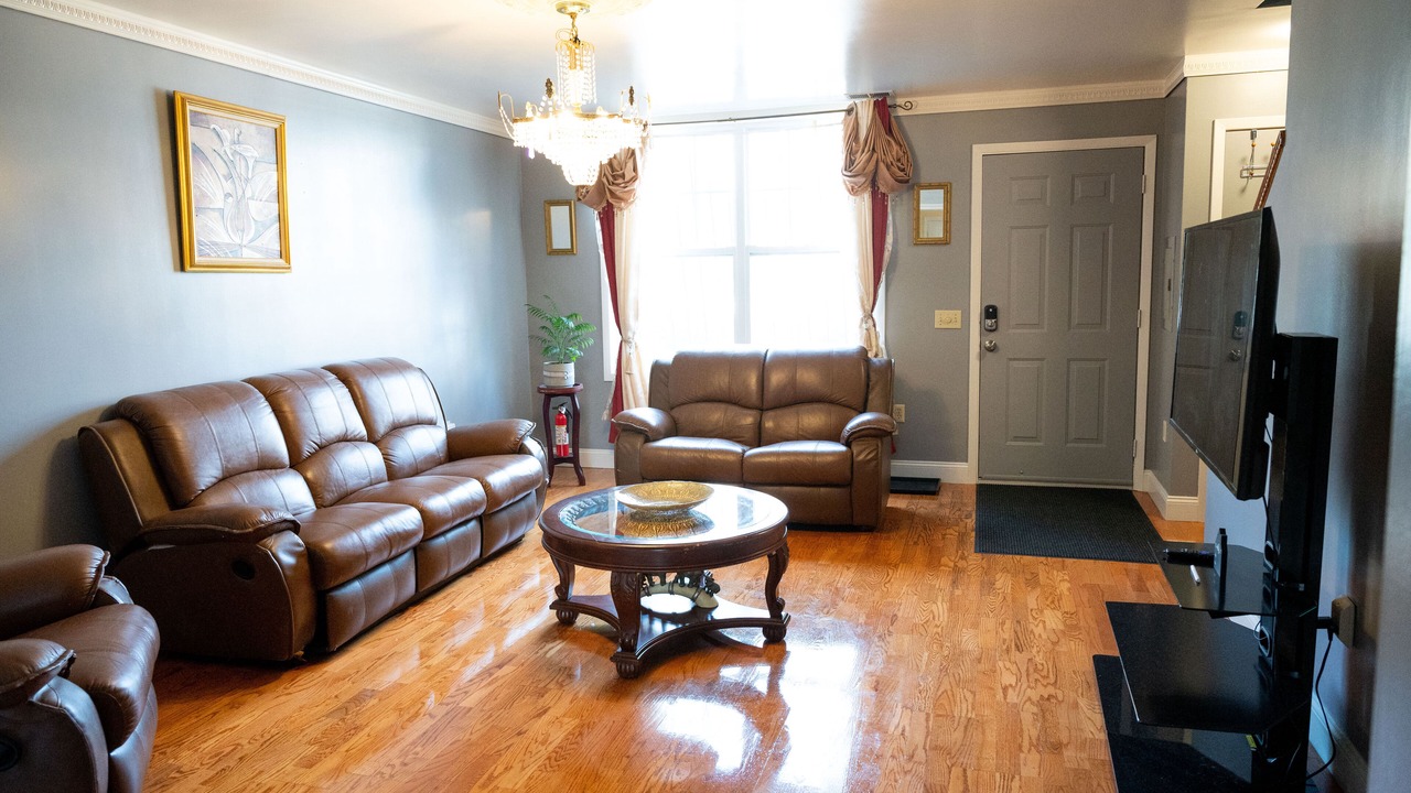 Photo of Livingroom in East New York