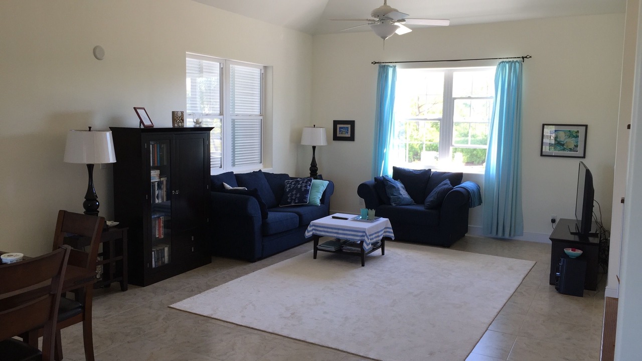 Photo of Livingroom in Treasure Cay