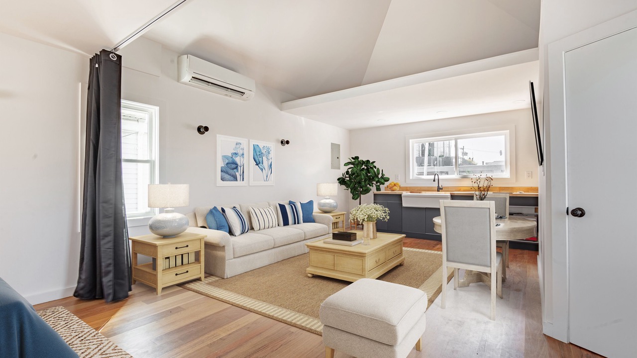 Photo of Livingroom in Queens