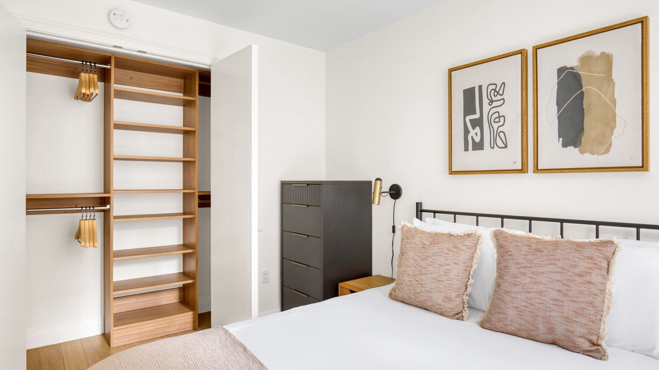 Photo of Bedroom in Sutton Place