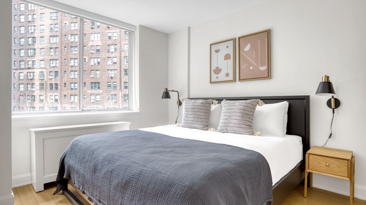 Photo of Bedroom in Sutton Place